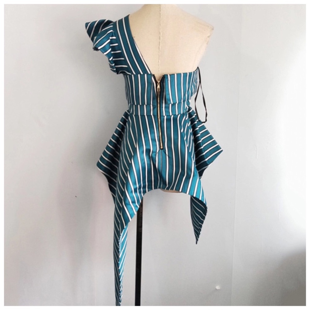 Stunning Teal Silky One Shoulder Top - Picture 4 of 6